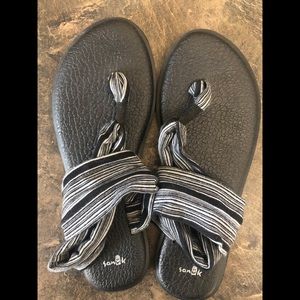 Women’s Sanuk Yoga Slings size:10